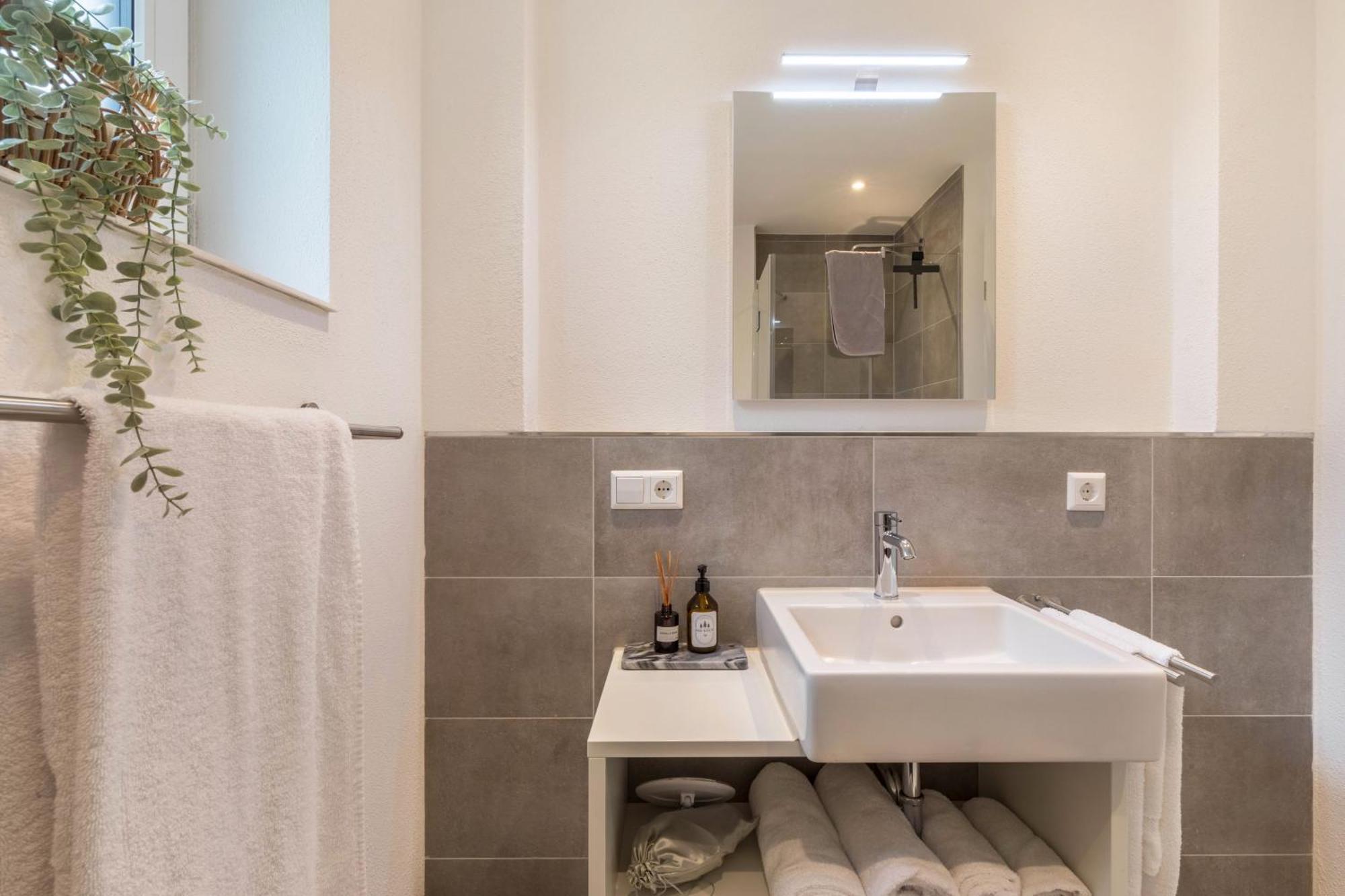 Studio 2 Parkside Apartments Günzburg Esterno foto